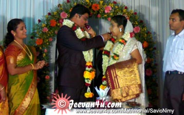 Savio Nimy Wedding Wine Exchange Photo